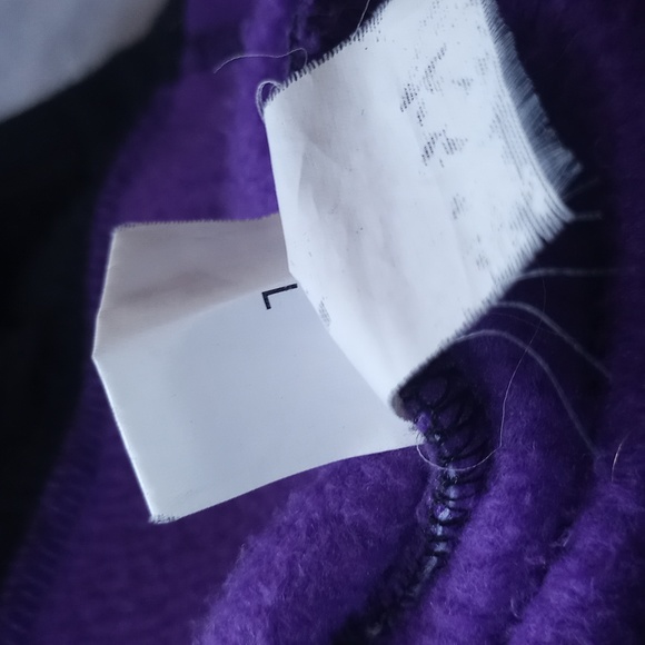 Official Cadbury Chocolate Zip-Up Fleece Jacket - Picture 8 of 8